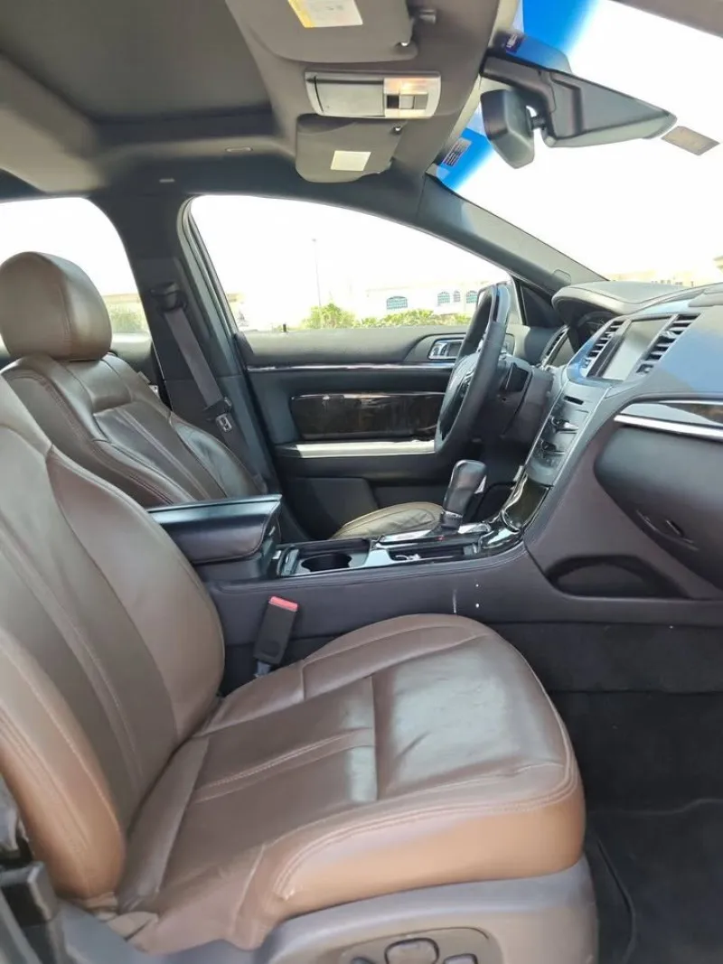 2014 Lincoln MKX in Dubai