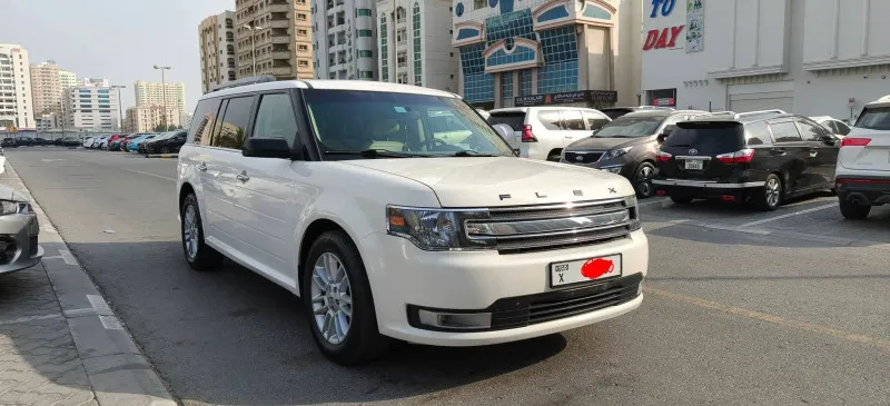 2017 Ford Flex in Dubai