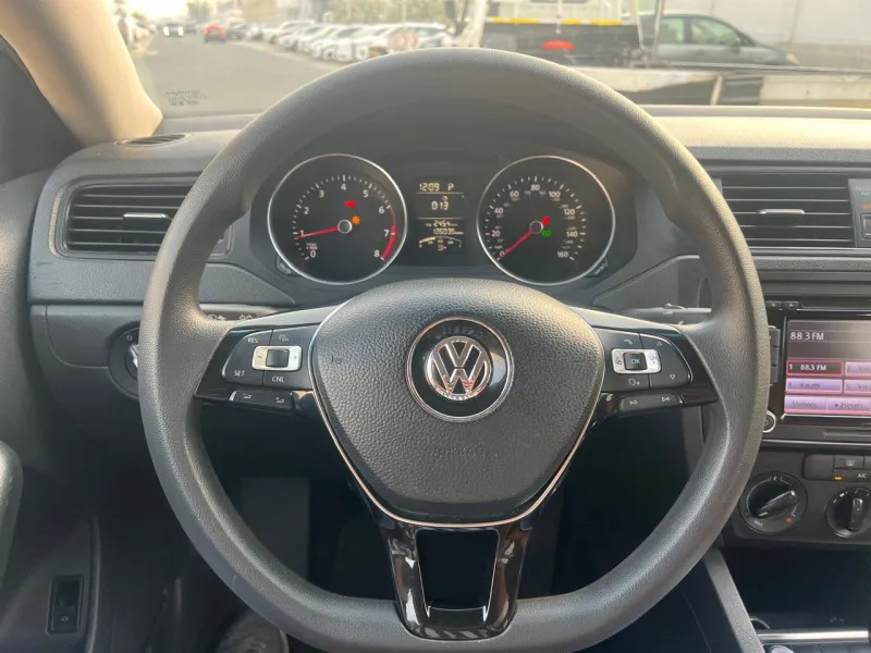 2015 Volkswagen Jetta in Dubai