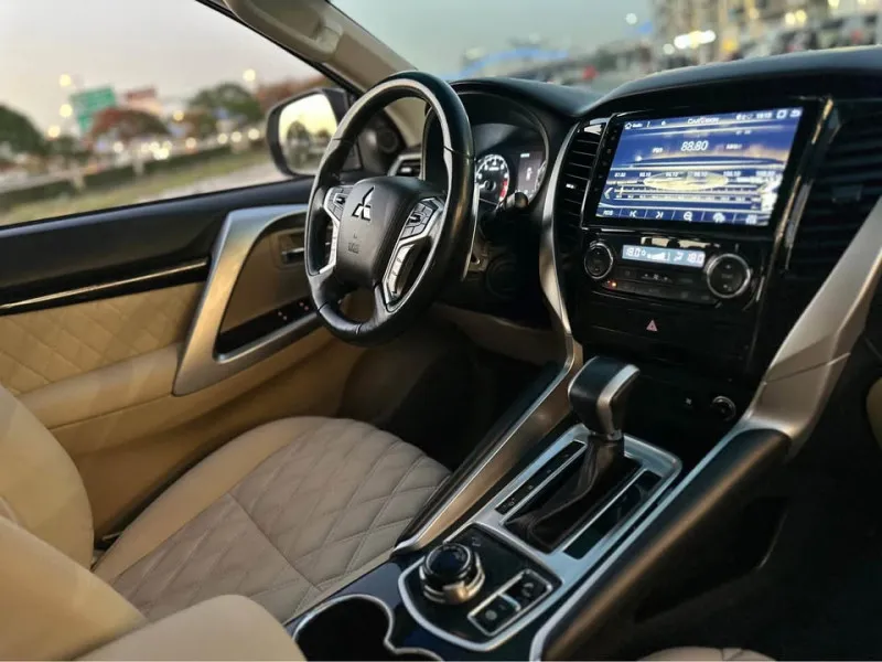 2019 Mitsubishi Montero in Dubai
