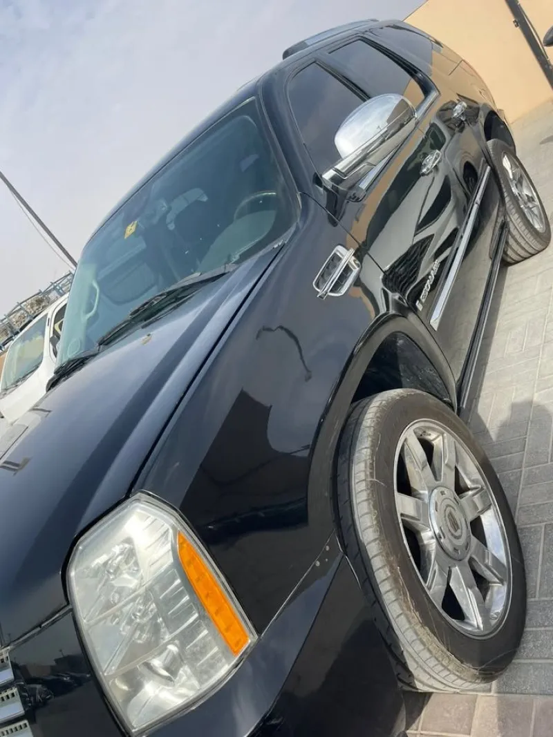 2007 Cadillac Escalade in Dubai