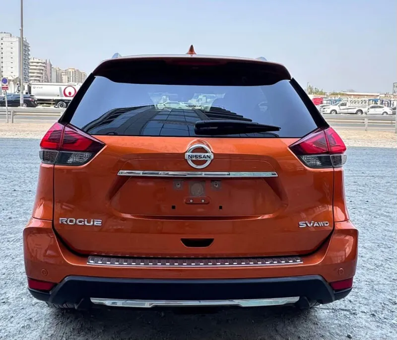 2020 نيسان روج in Dubai