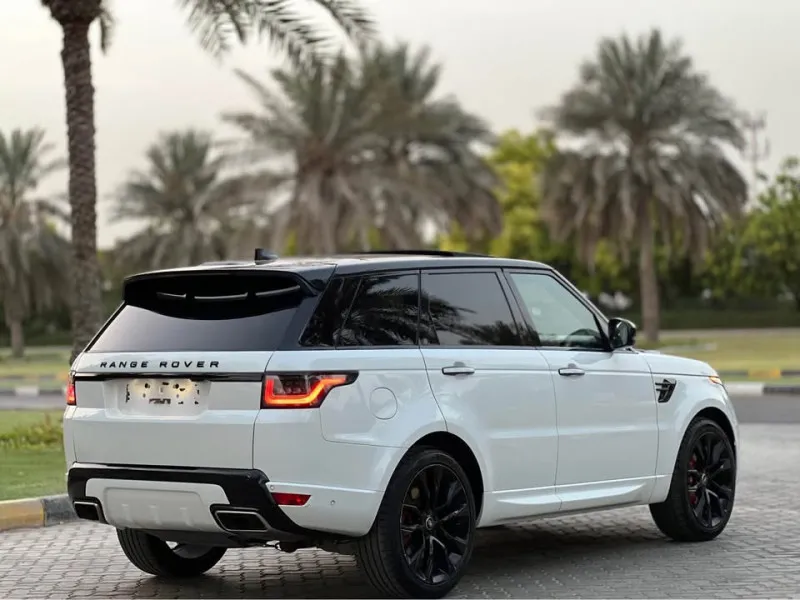 2021 Land Rover Range Rover Sport in Dubai