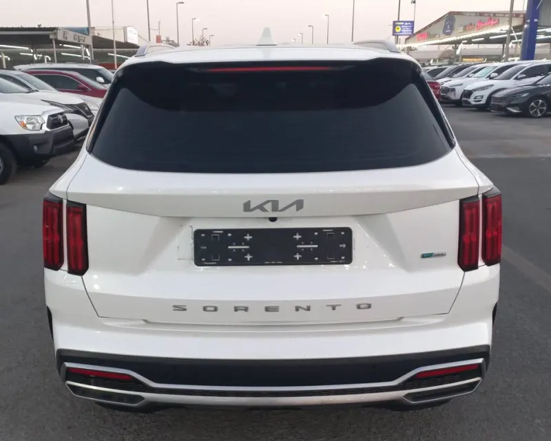 2022 Kia Sorento in Dubai