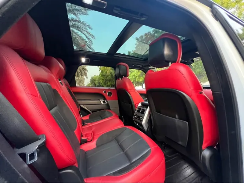 2021 Land Rover Range Rover Sport in Dubai