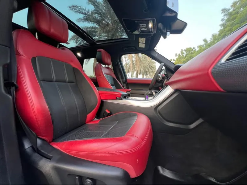 2021 Land Rover Range Rover Sport in Dubai