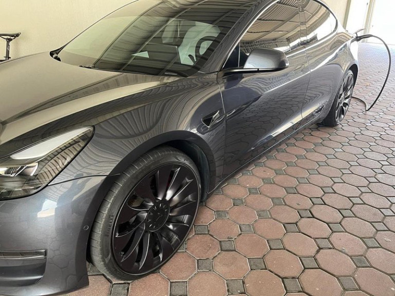 2021 Tesla MODEL 3 in dubai