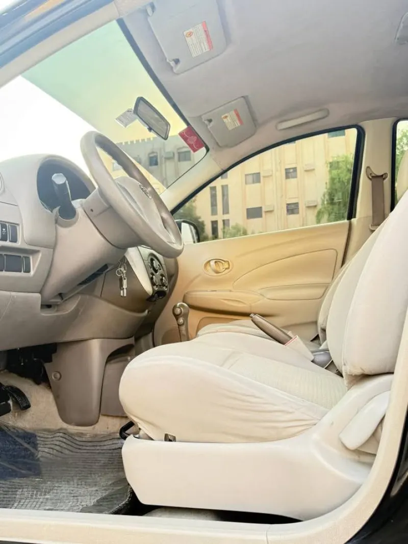 2017 Nissan Sunny in Dubai