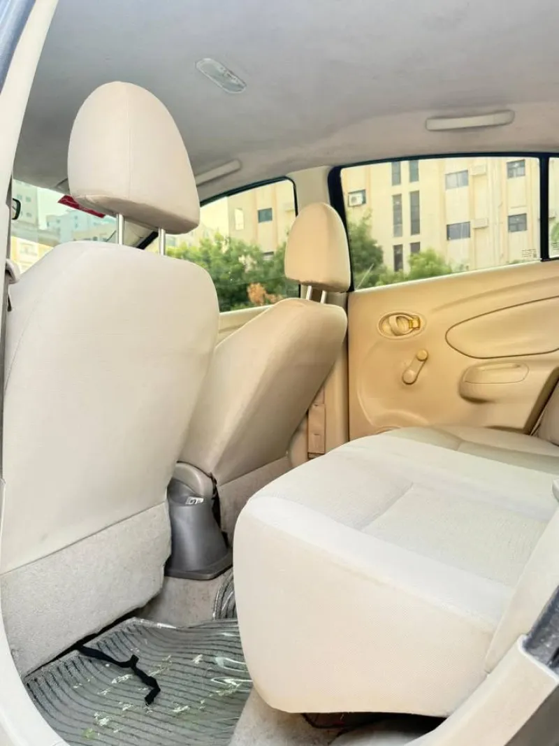 2017 Nissan Sunny in Dubai