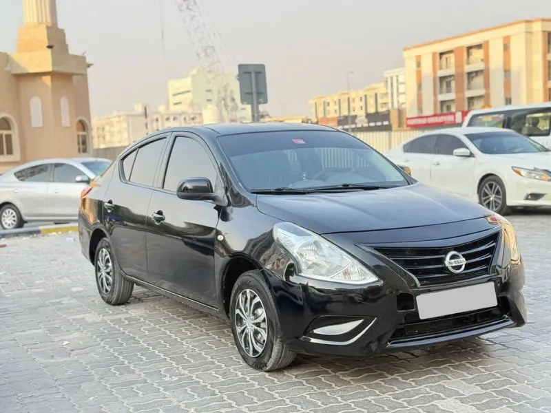 2017 Nissan Sunny in Dubai