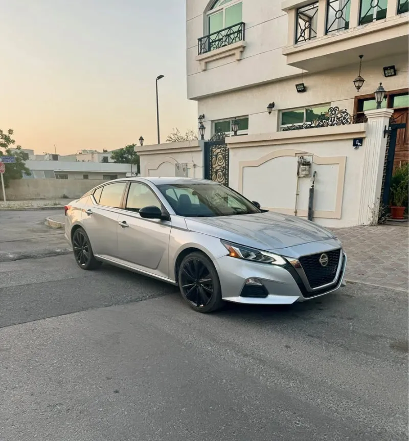 2019 Nissan Altima in Dubai