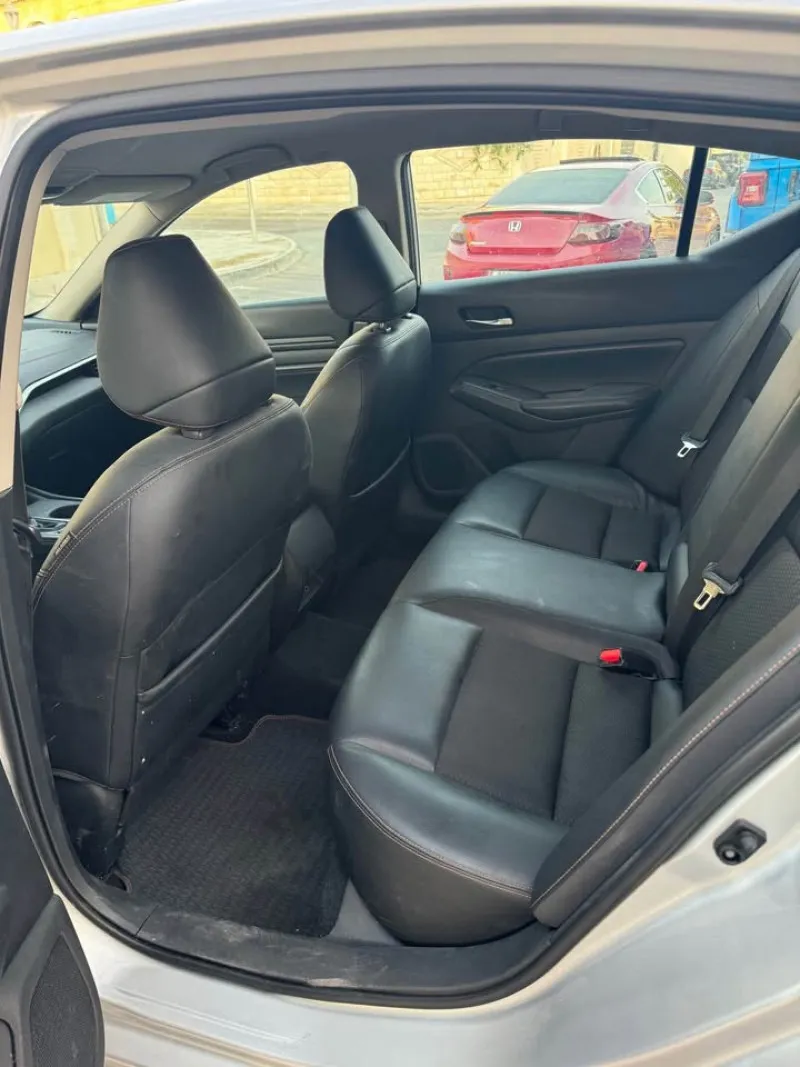 2019 Nissan Altima in Dubai