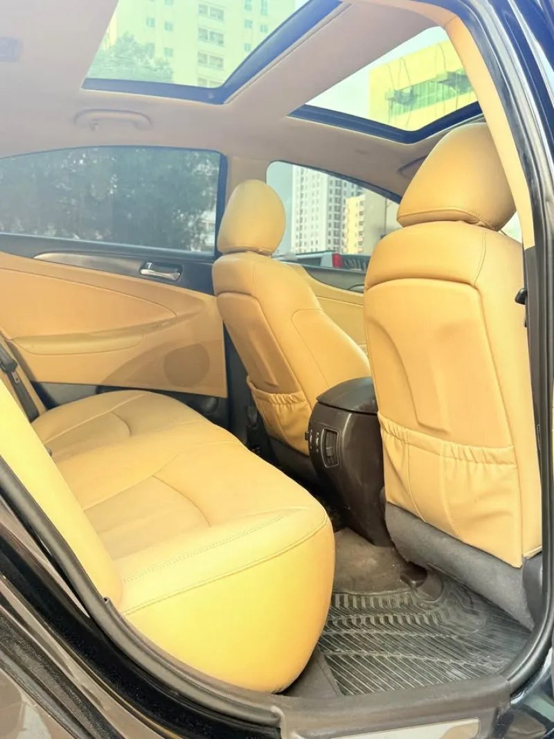 2012 Hyundai Sonata in Dubai