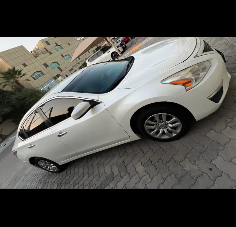 2015 Nissan Altima in Dubai