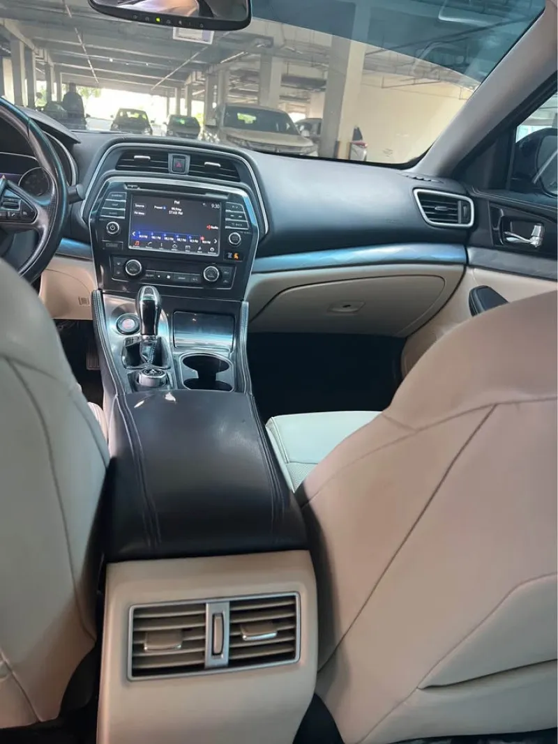 2016 Nissan Maxima in Dubai
