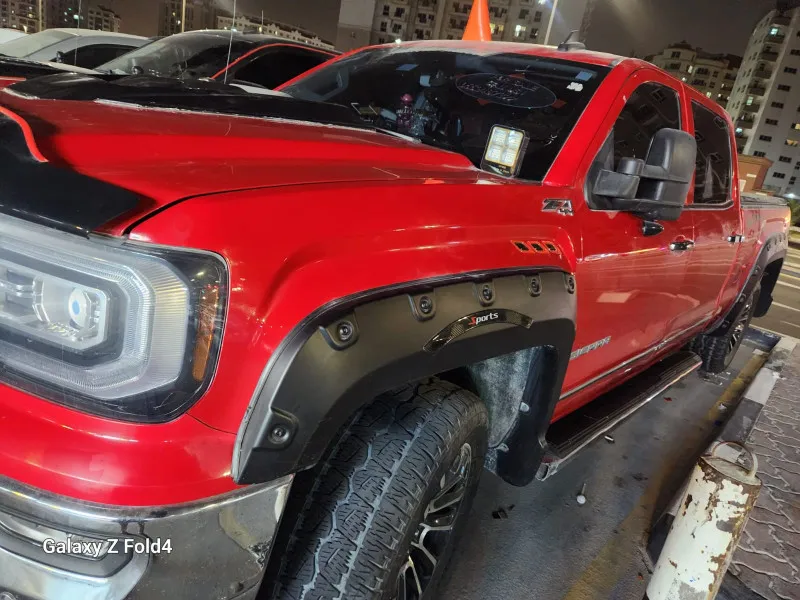 2017 GMC Sierra in Dubai
