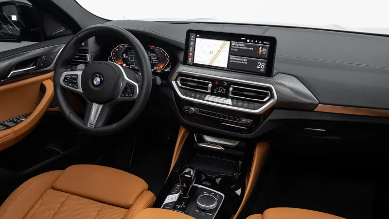 2025 BMW X4 in Dubai