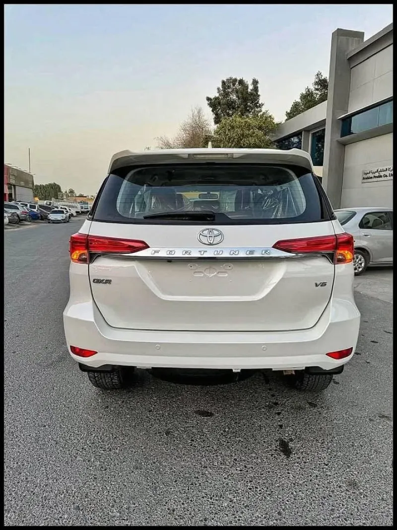 2017 Toyota Fortuner in Dubai
