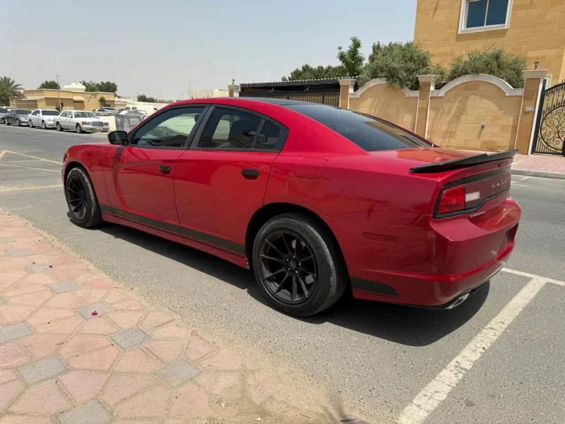 2013 دودج شارجر in Dubai