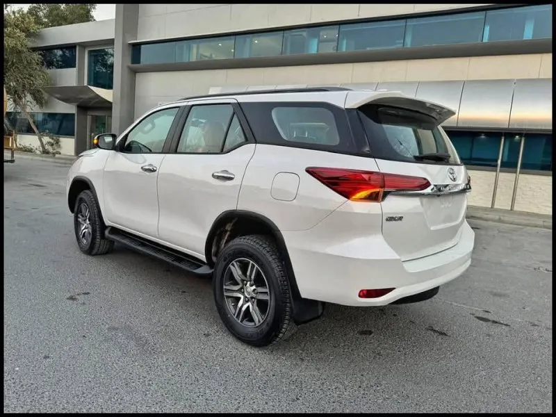 2017 Toyota Fortuner in Dubai