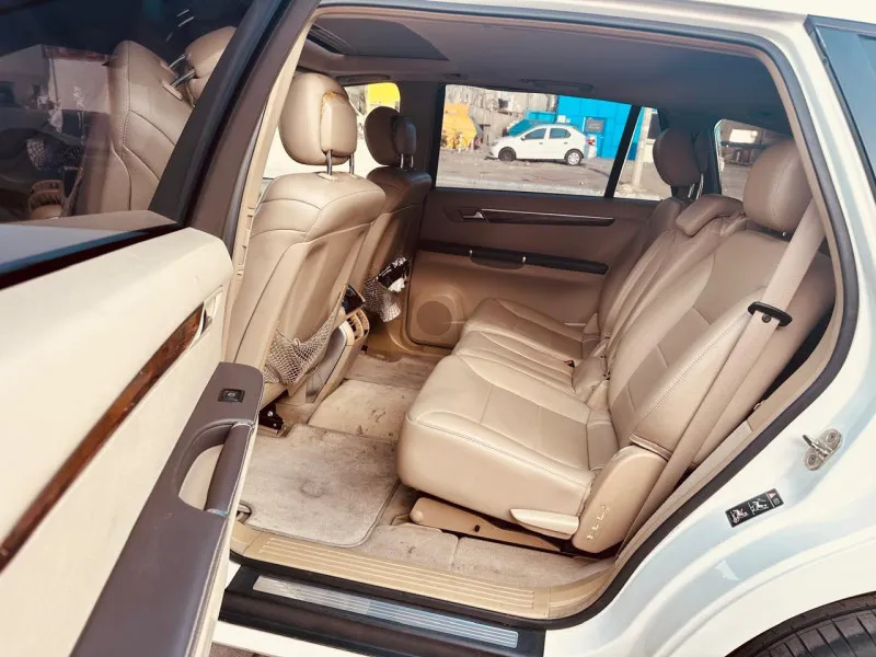 2011 Mercedes-Benz R-Class in Dubai