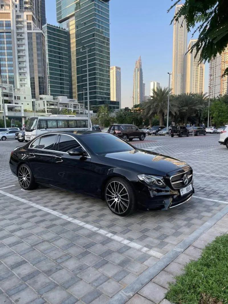 2017 مرسيدس-بنز الفئة - E in Dubai