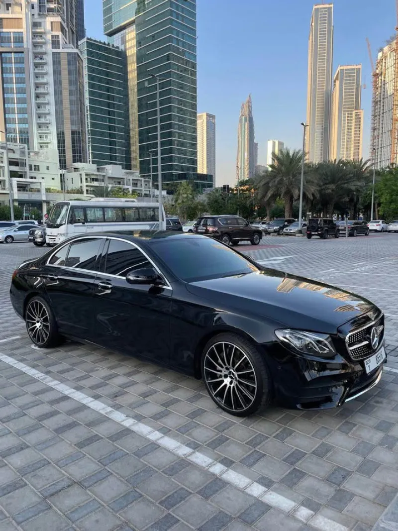 2017 مرسيدس-بنز الفئة - E in Dubai
