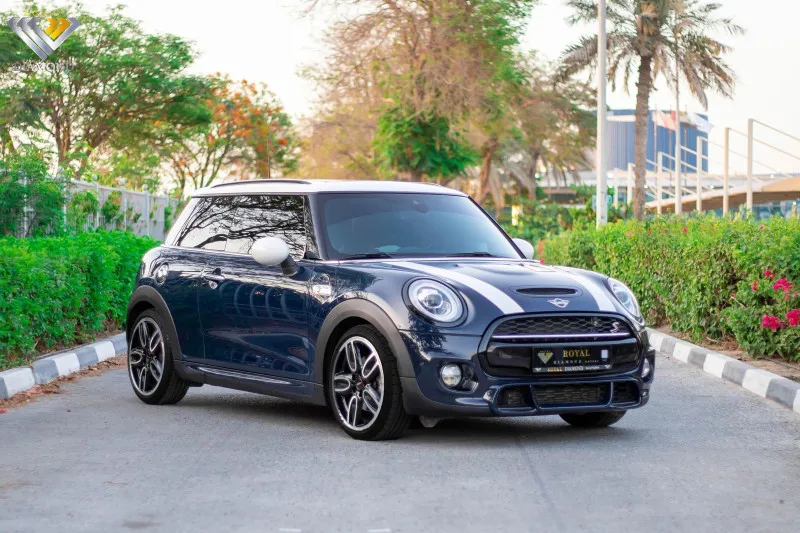 2020 Mini Cooper in Dubai