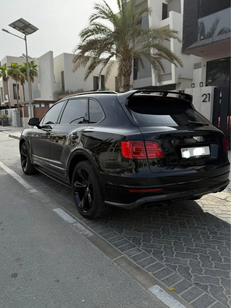 2017 بنتلي بنتايجا in Dubai