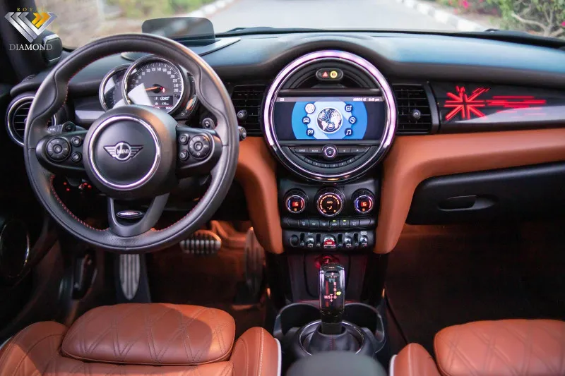 2020 Mini Cooper in Dubai