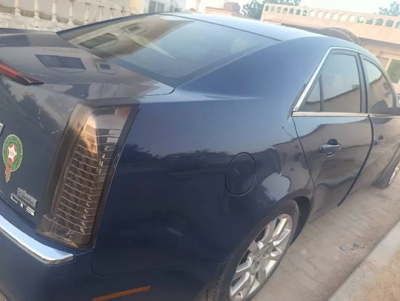 2009 كاديلاك سي تي أس in Dubai