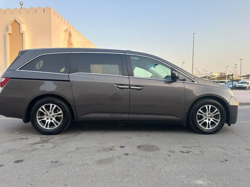 2012 Honda Odyssey in Dubai