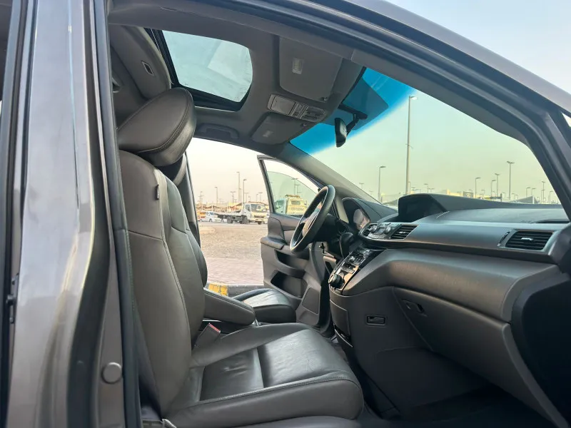 2012 Honda Odyssey in Dubai