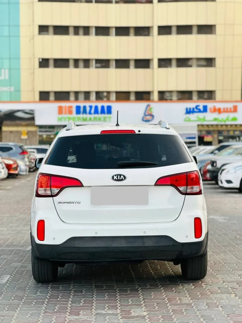 2014 كيا سورينتو in Dubai