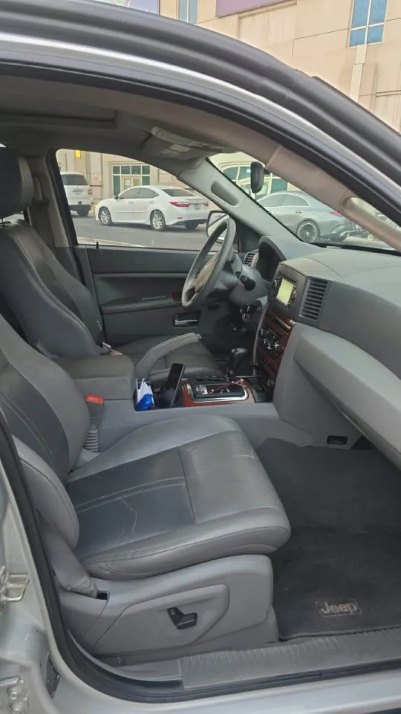 2005 Jeep Grand Cherokee in Dubai
