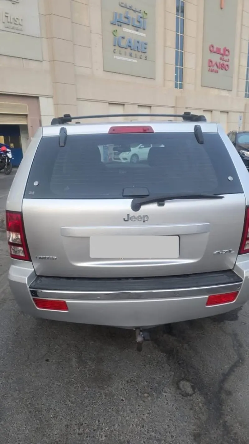 2005 Jeep Grand Cherokee in Dubai