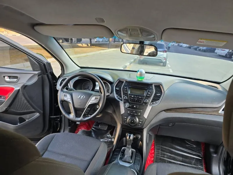 2013 Hyundai Santa Fe in Dubai