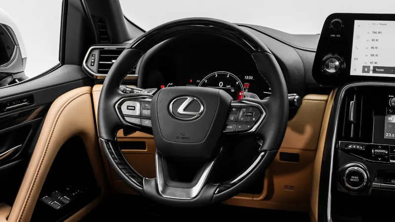 2024 Lexus LX600 in Dubai