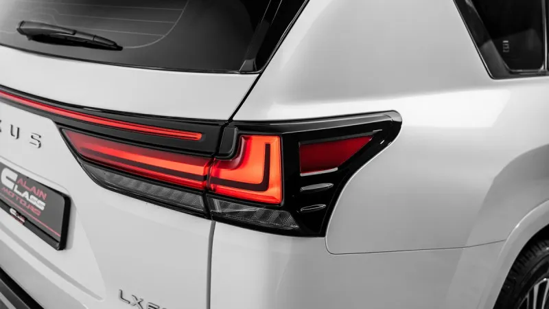 2024 Lexus LX600 in Dubai