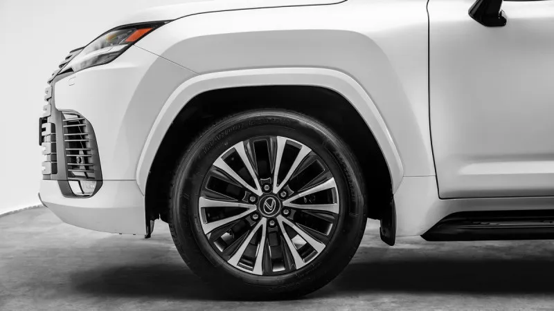 2024 Lexus LX600 in Dubai