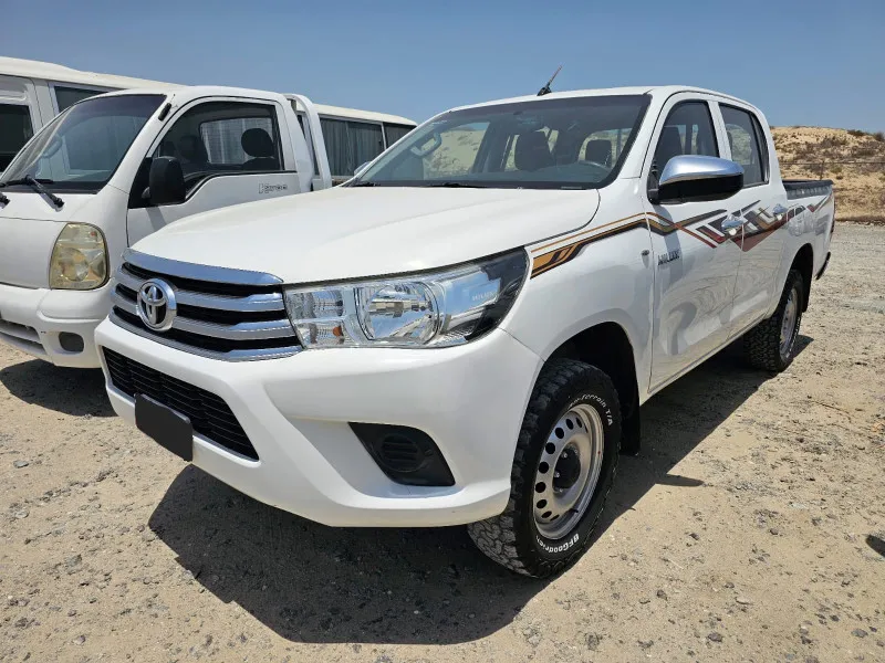 2020 تويوتا هايلوكس in Dubai