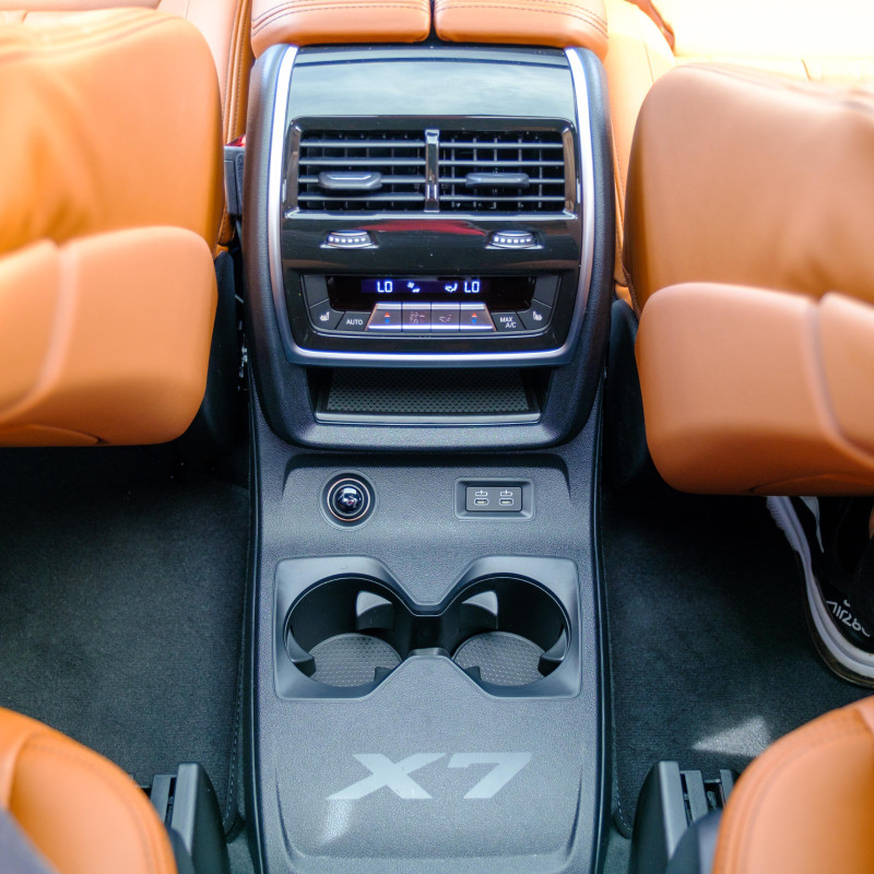 2023 BMW X7 in dubai