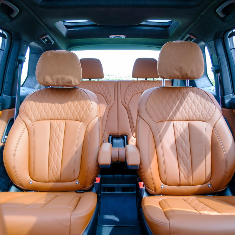 2023 BMW X7 in dubai