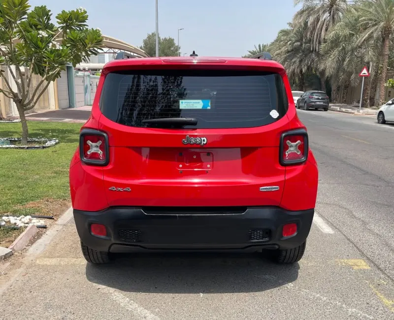2015 جييب رينجيد in Dubai