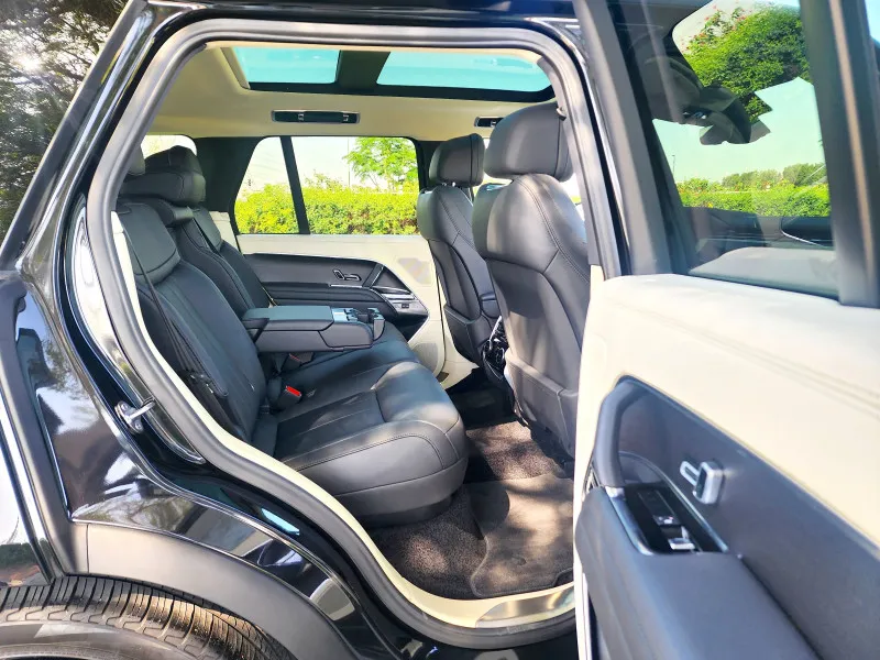 2024 Land Rover Range Rover in Dubai