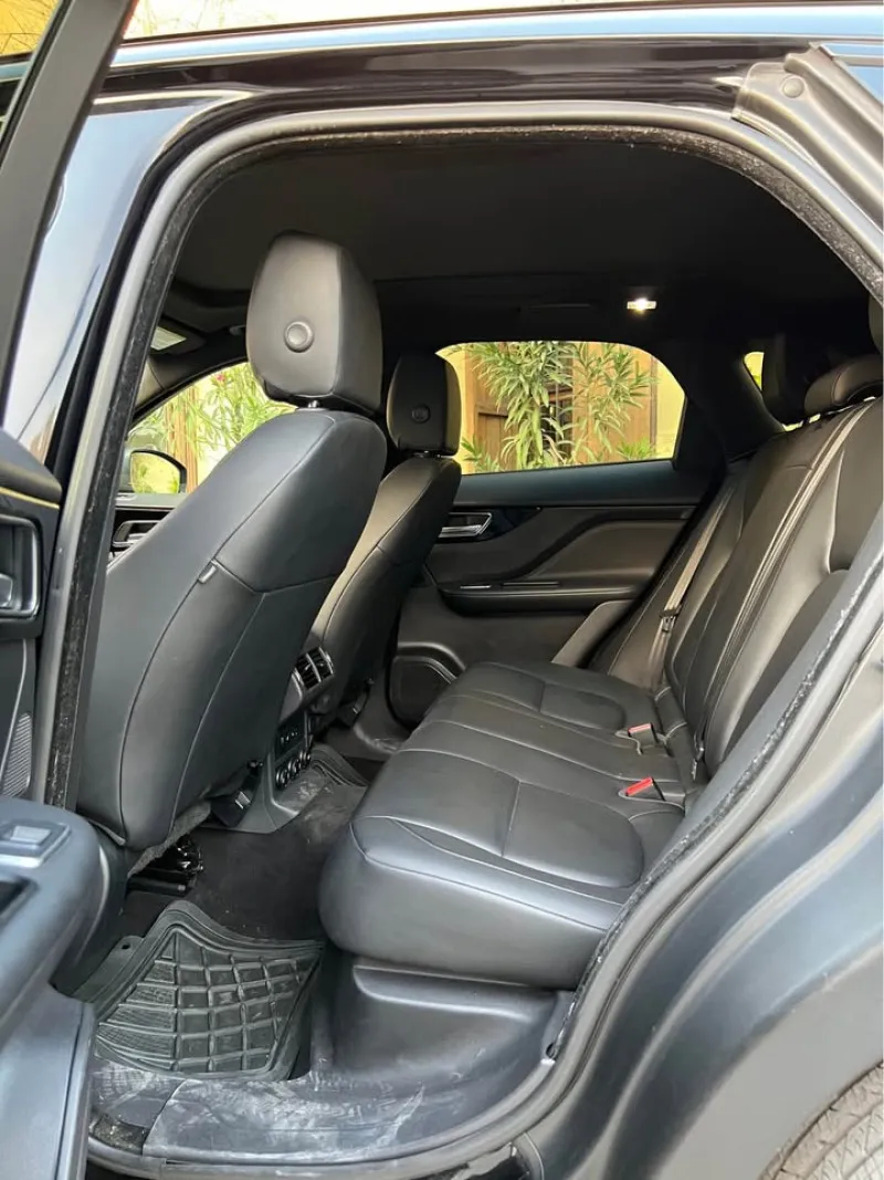 2017 جاكوار اف بيس in Dubai