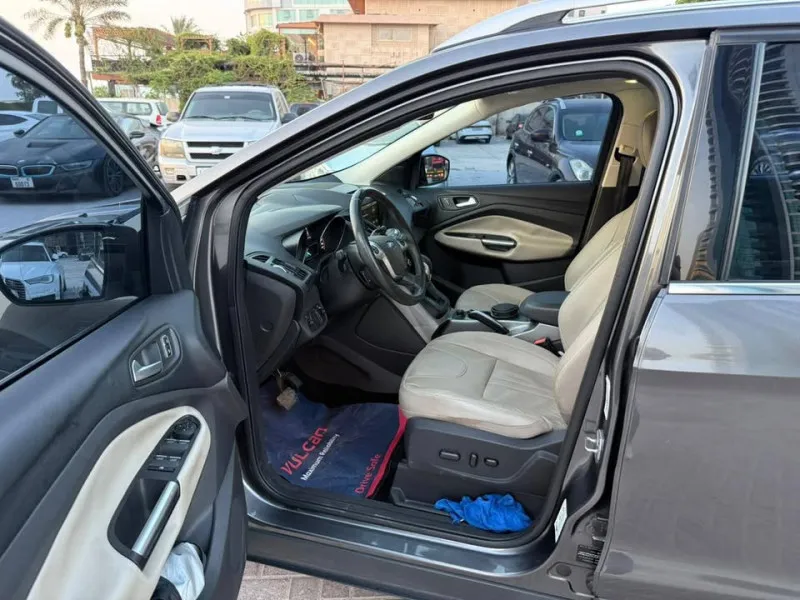 2015 فورد اسكايب in Dubai