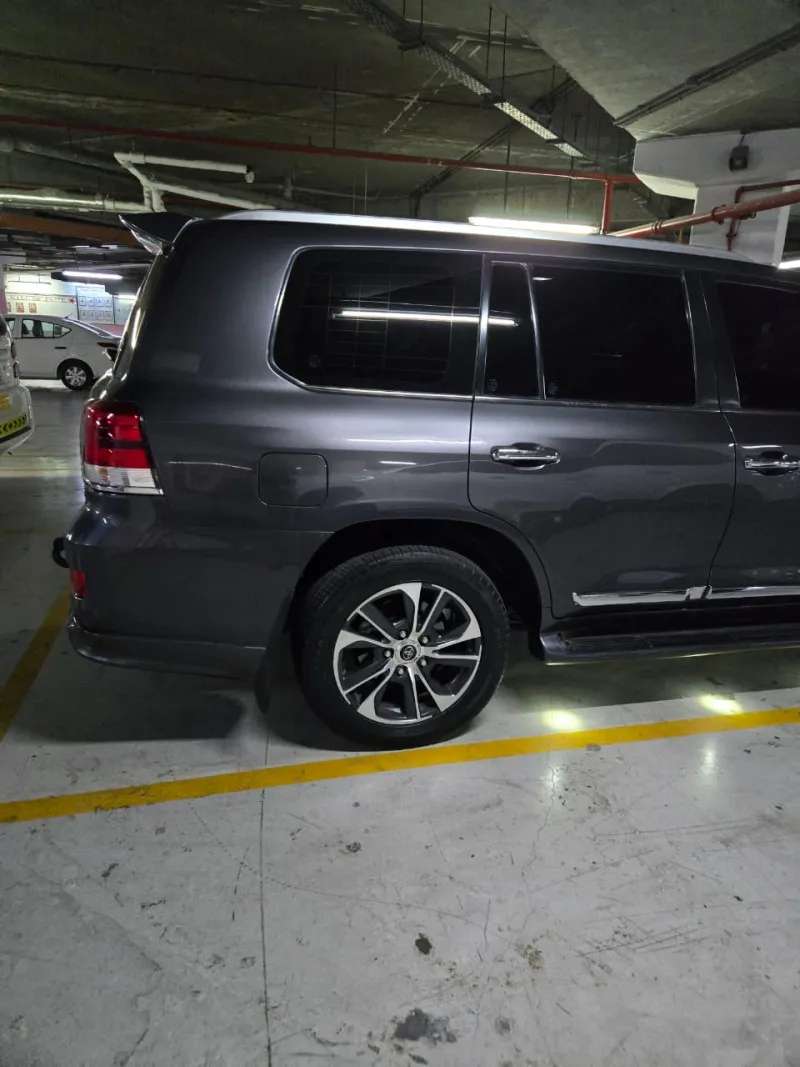 2020 Toyota Land Cruiser in Dubai