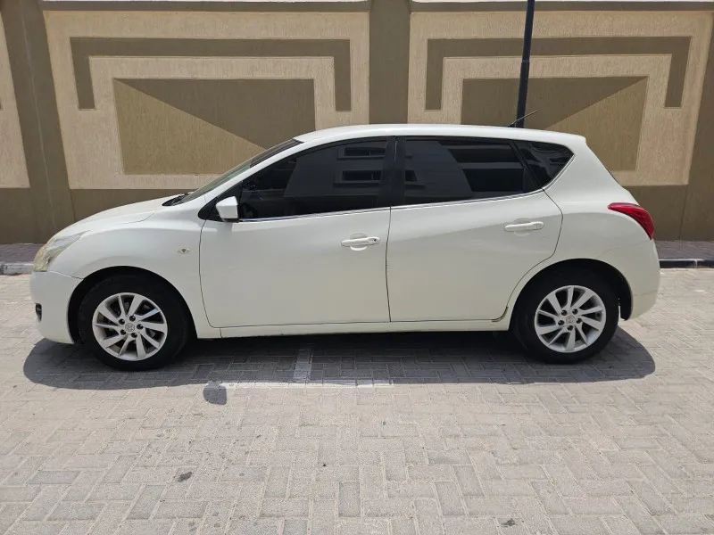 2016 Nissan Tiida in Dubai