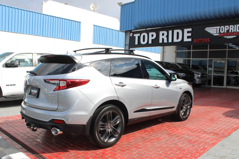 2021 Acura RDX in dubai